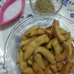 A picture of Salty Namak pare.