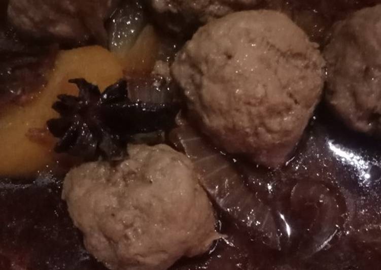 Cara Membuat Semur bola bola daging Anti Gagal