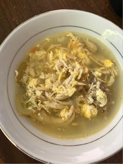 Foto resep MpASI 12bln+ Sop ayam suwir simple