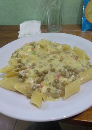 Una foto de Pasta con Salsa de Arvejas