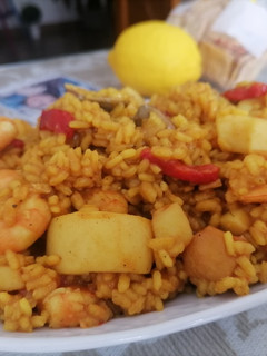 Una foto de Paella para 2 de marisco y rape en Thermomix