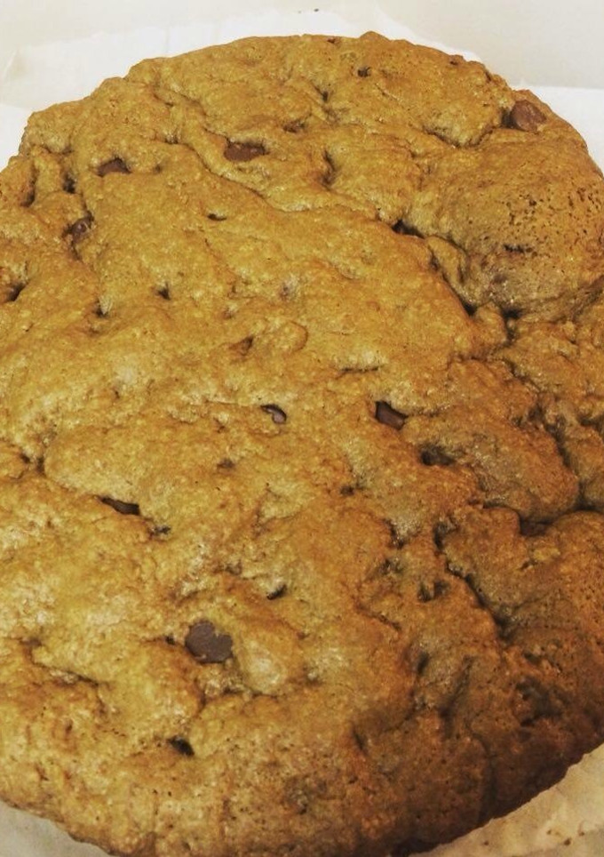 Una foto de Gigante chocolate chips cookies