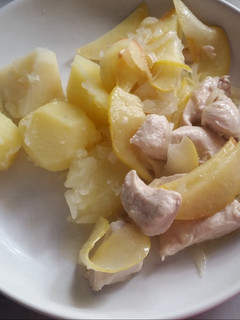 Una foto de Pollo a La Manzana