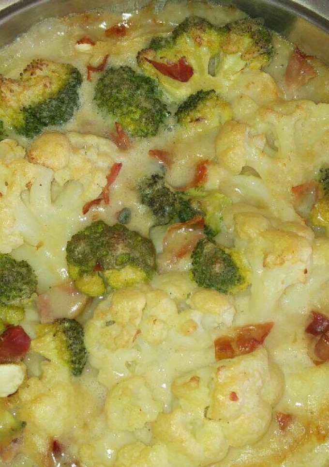 Una foto de Coliflor gratinada con bechamel de leche de coco