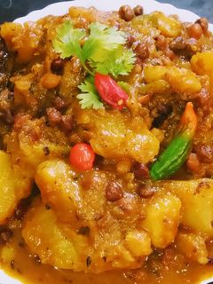 পেঁপে আলুর তরকারি(Pepe aloor torkari recipe in Bengali) রেসিপির প্রধান ছবি