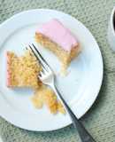 Tottenham Cake - English School Dinner Sponge Cake