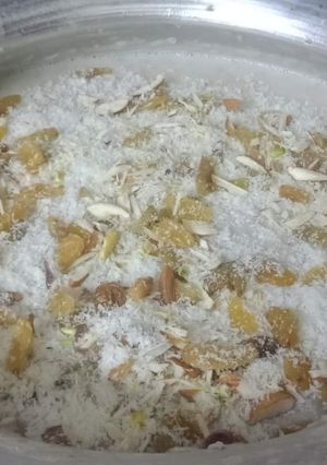A picture of Dryfruit daliya kheer.