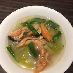 A picture of Sayur Bening Oyong Salmon.