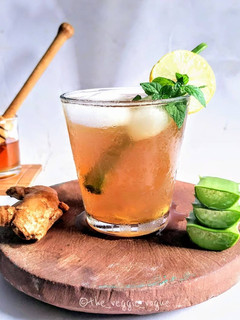 આદુ એલોવેરા આમળા નું એલીક્ષીર (Aadu Aloevera Amla Elixir Recipe In Gujarati) રેસીપી મુખ્ય ફોટો