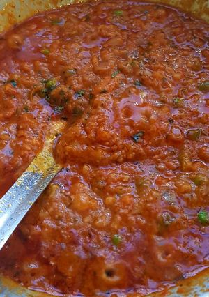 પાંવભાજી (pavbhaji recipe in gujarati) રેસીપી મુખ્ય ફોટો