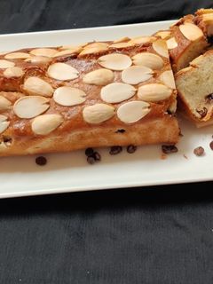 ચોકોલેટ બનાના ટી કેક (Chocolate Banana Tea Cake Recipe In Gujarati) રેસીપી મુખ્ય ફોટો