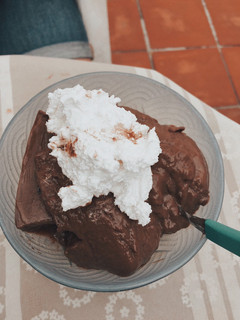 Una foto de CREMA DE MAICENA Y CHOCOLATE 🍫