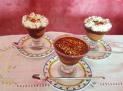 Una foto de chocoflan en olla