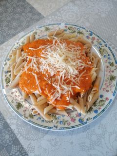 Una foto de 340. Macarrones en salsa de tomate / Thermomix