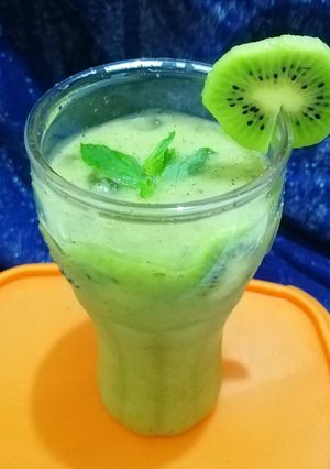 A picture of Kiwi punch.