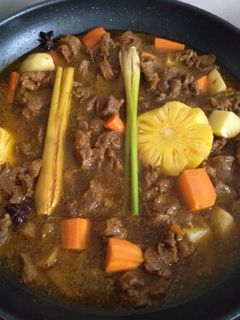 Hình của món Bò Kho Bánh Mì.