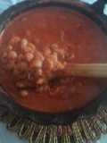 Frijoles con chorizo para totopos o botana
