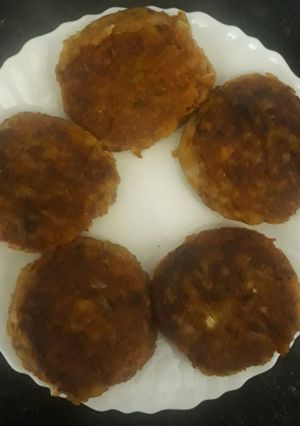 A picture of Rajma aloo tikki.
