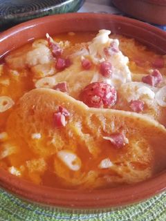 Una foto de Sopa castellana (sopa de ajo)