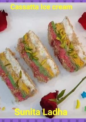 होममेड कसाटा आइसक्रीम (HomeMade Cassata Icecream recipe in Hindi) रेसिपी मुख्य फोटो