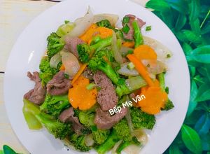 Hình của món Thịt bò xào súp lơ xanh.