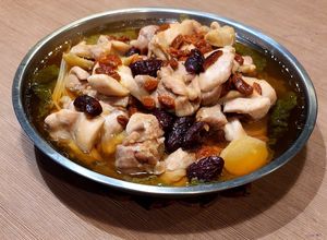Foto resep Ayam Kukus dengan Kurma Merah dan Goji Berry
