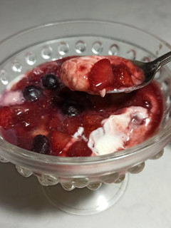 Una foto de Cheesecake de yogurt sin horno (en copas) para 2