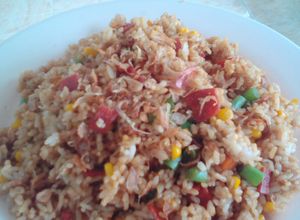 Foto resep Nasi goreng salami (daging asap) sayuran