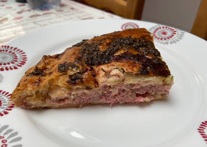 Pâté en croûte aux pommes de terre de Mamounette - Cookpad