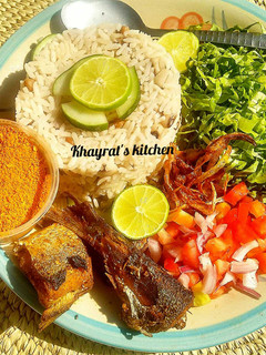 Authentic garau garau shinkafa da wake ainihin hoton girkin