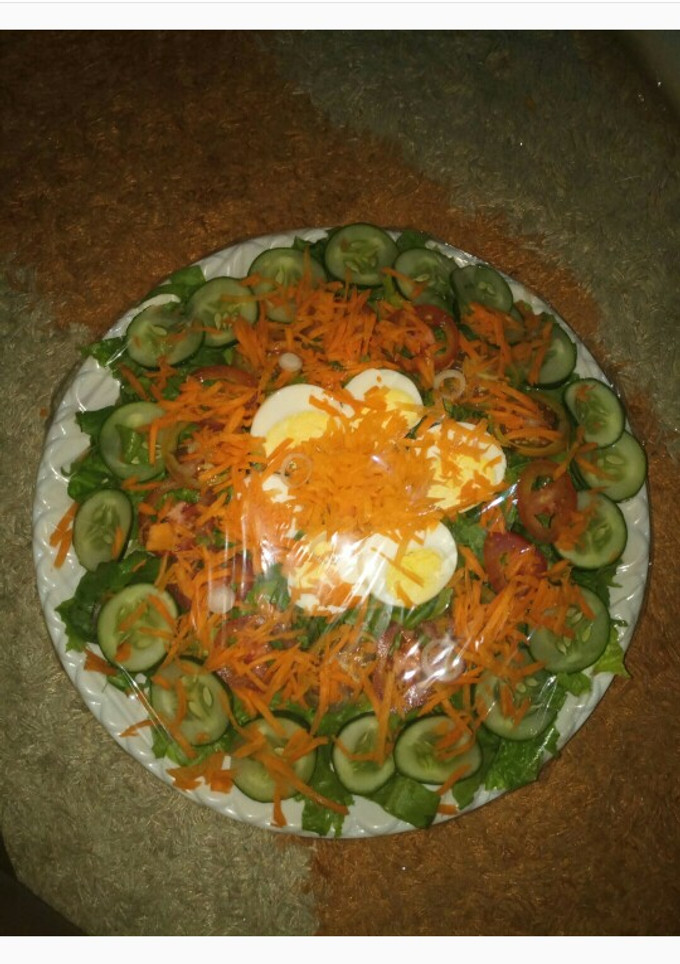 A picture of Simple salad.