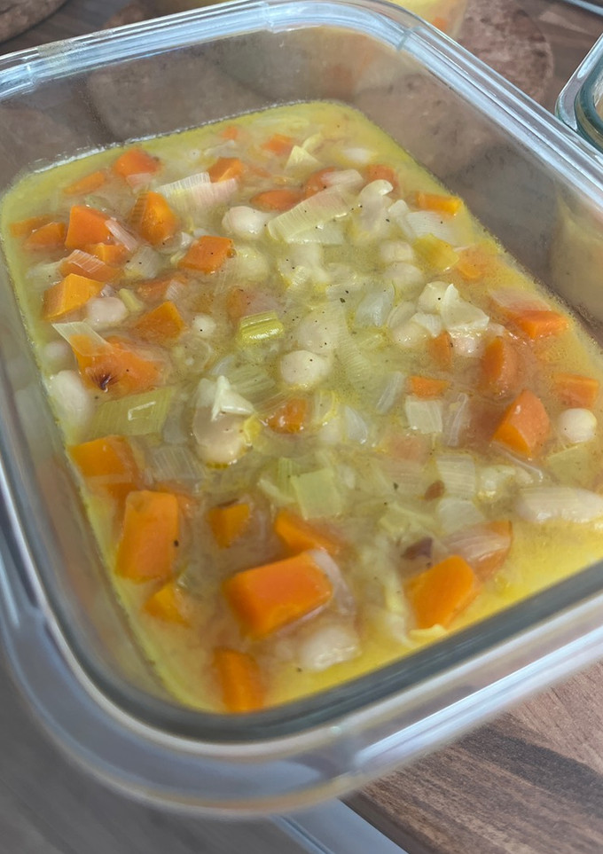 Una foto de Sopa de alubias blancas