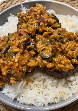 Una foto de Arroz blanco con berenjena asada y salsa boloñesa de jamón serrano !!!!