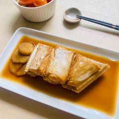 A picture of Simmered Leather Jacket in ginger soy sauce.