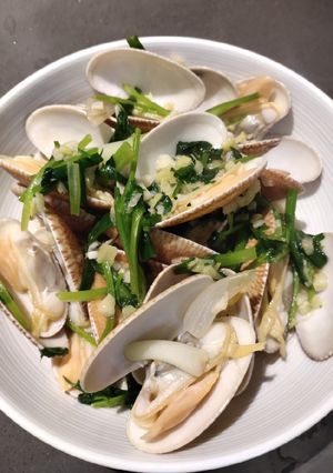A picture of Sauteed Clams.