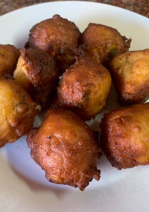 Una foto de Buñuelos de choclo para copetín
