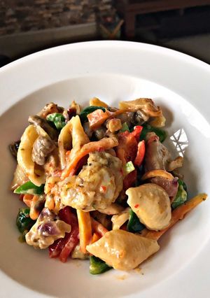 A picture of Chicken Creamy Stirfry Pasta.