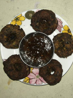 बची हुई मूली भुजी के बढ़े (Left over radish bhuji ke bdhe recipe in hindi) रेसिपी मुख्य फोटो