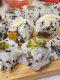Uramaki sushi ai sapori di Sicilia