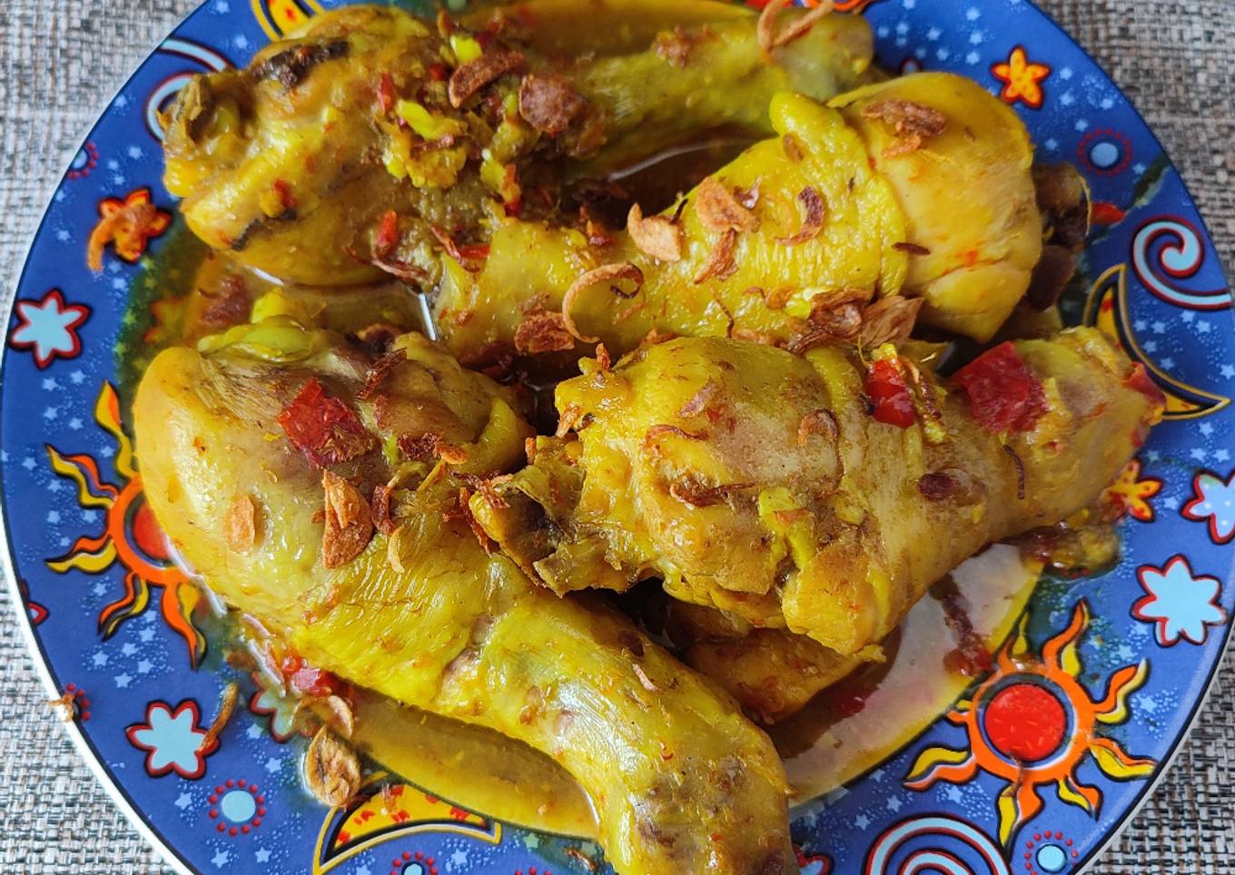 Ayam Tinoransak Khas Manado