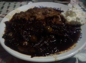 Una foto de Chiles Capones