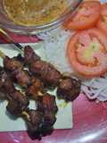 Sate Daging dengan Saus Kacang