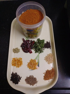 *கேரளா ஸ்டைல் சாம்பார் பொடி*(kerala style sambar powder recipe in tamil) செய்முறை முக்கிய புகைப்படம்