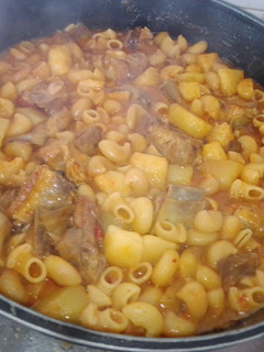 Una foto de Carne con pasta 🍲