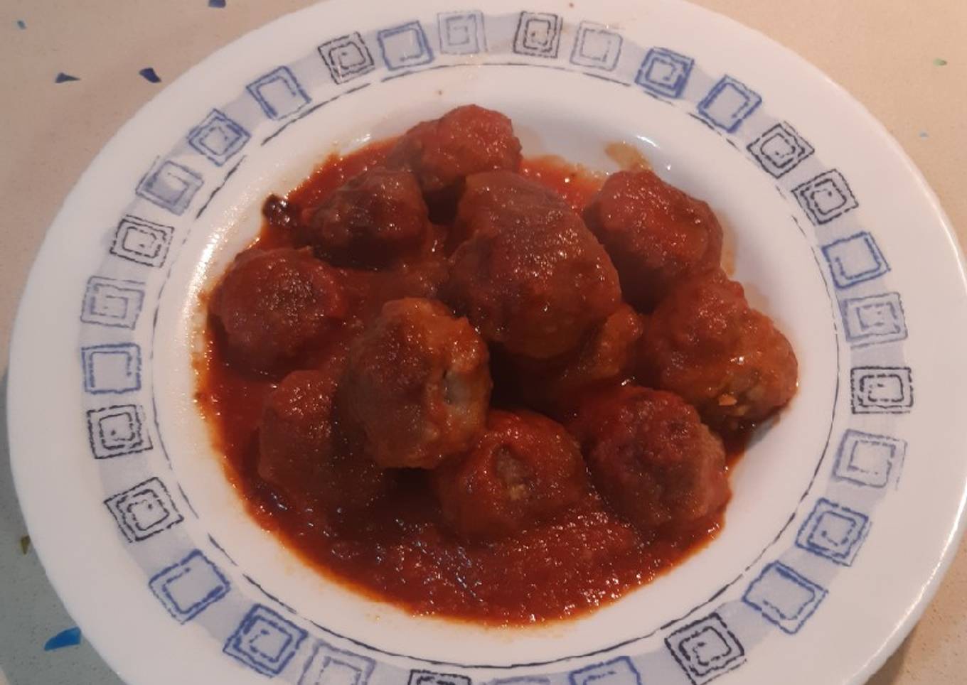Albóndigas con tomate casero