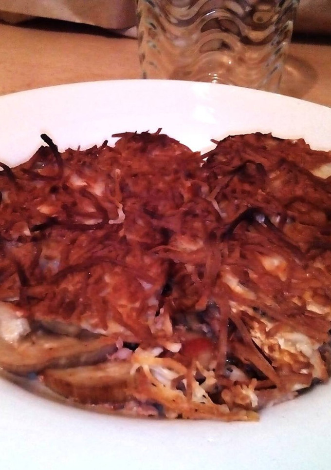 Una foto de Lasaña ligera de berenjena y salchichas