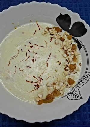 A picture of Hyderabadi Shahi Nizami Kheer.