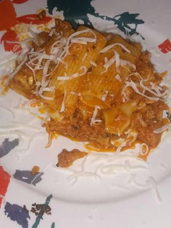 Una foto de Rigatoni con atún