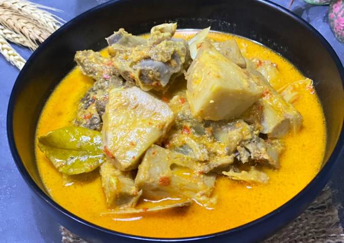 Gulai Nangka Iga 
(Gulai Cubadak)