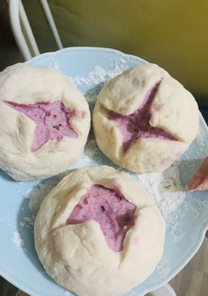 Hình của món Bánh bao khoai lang tím.